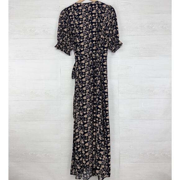 Natural Life Sophia Wrap Midi Dress Size Medium Black Leaf Print Boho Elegant - Picture 8 of 16